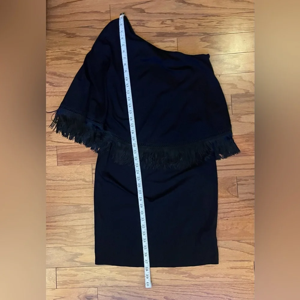 Trina Turk- Black Asymmetrical One-Shoulder Cocktail Dress Size S‎
